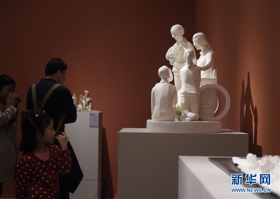 鑄時代篇章——青年雕塑家作品展在京舉行