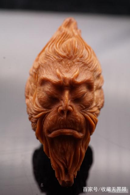 核桃雕刻，借自然進(jìn)行具體雕塑的藝術(shù)，集大千世界之妙，欣賞核雕