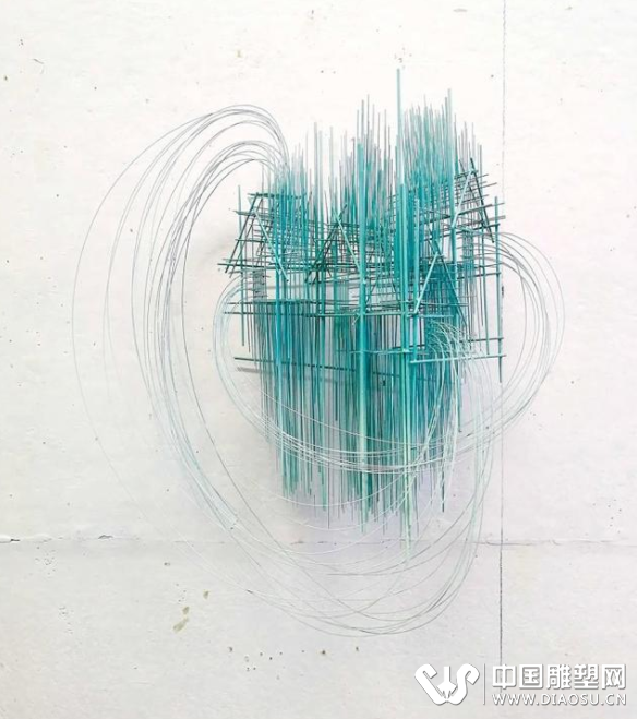 巴塞羅那藝術家大衛(wèi)莫雷諾用鋼絲創(chuàng)作的令人驚嘆的雕塑