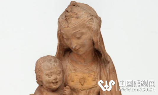 意大利發(fā)現(xiàn)達(dá)芬奇幸存的雕塑作品，兩個(gè)細(xì)節(jié)確定了它的真實(shí)性