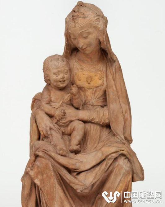 意大利發(fā)現(xiàn)達(dá)芬奇幸存的雕塑作品，兩個(gè)細(xì)節(jié)確定了它的真實(shí)性
