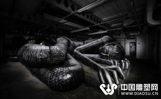 幾乎看不出破綻你以為這是畫(huà)？其實(shí)是雕塑