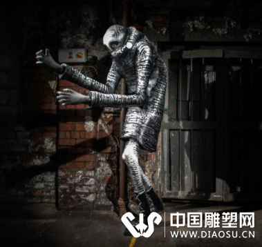 幾乎看不出破綻你以為這是畫(huà)？其實(shí)是雕塑