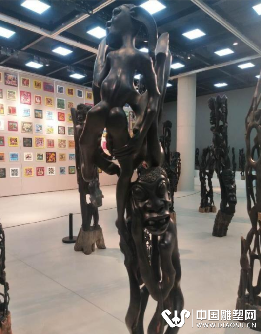 長春雕塑公園展覽雕刀、畫筆記錄下的多彩非洲